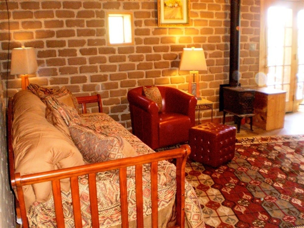 Silver River Adobe Inn Bed And Breakfast Φάρμινγκτον Εξωτερικό φωτογραφία